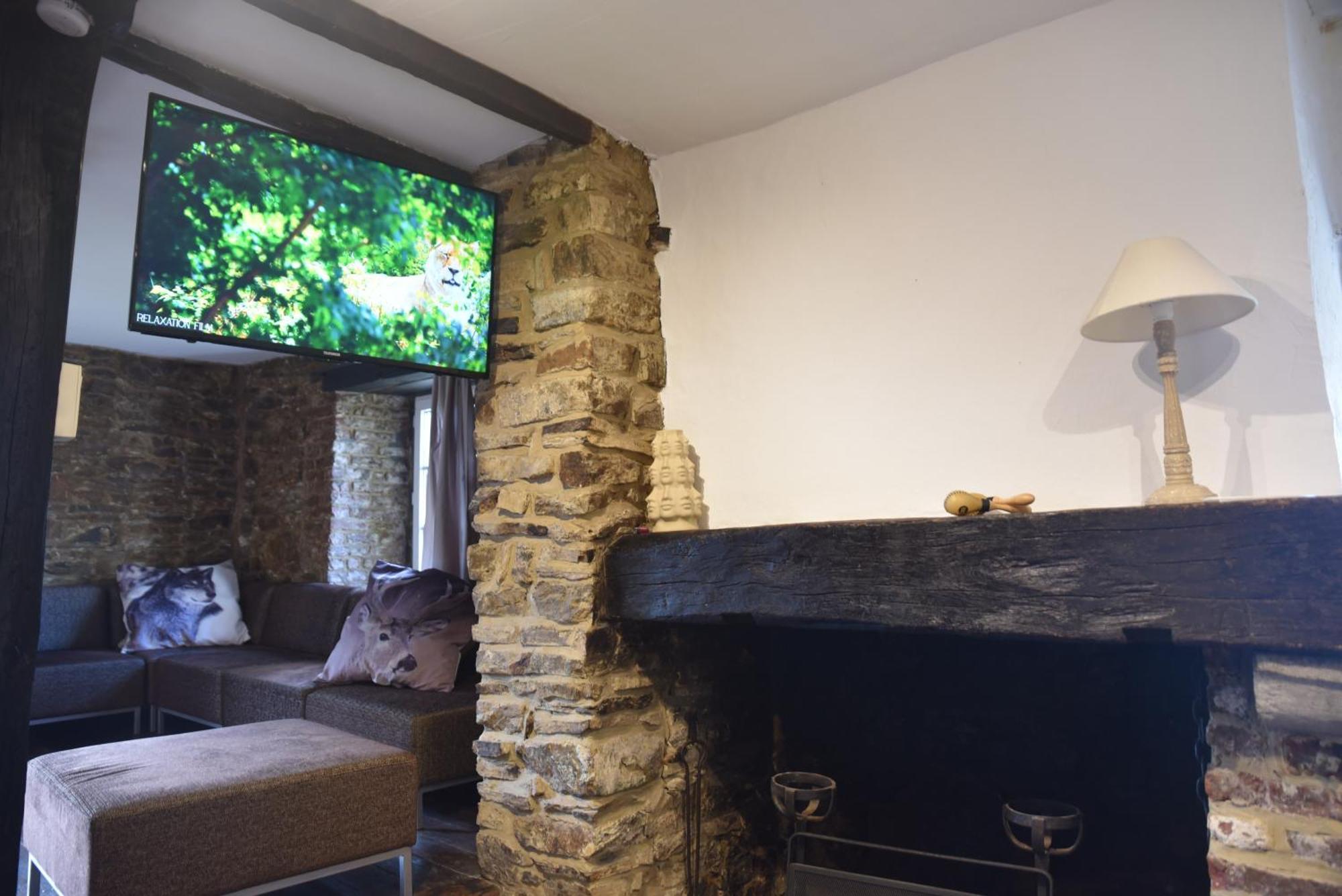 Gite Ardennes Au Coin Du Feu Jacuzzi Sauna Et Nature Jalhay Exterior photo